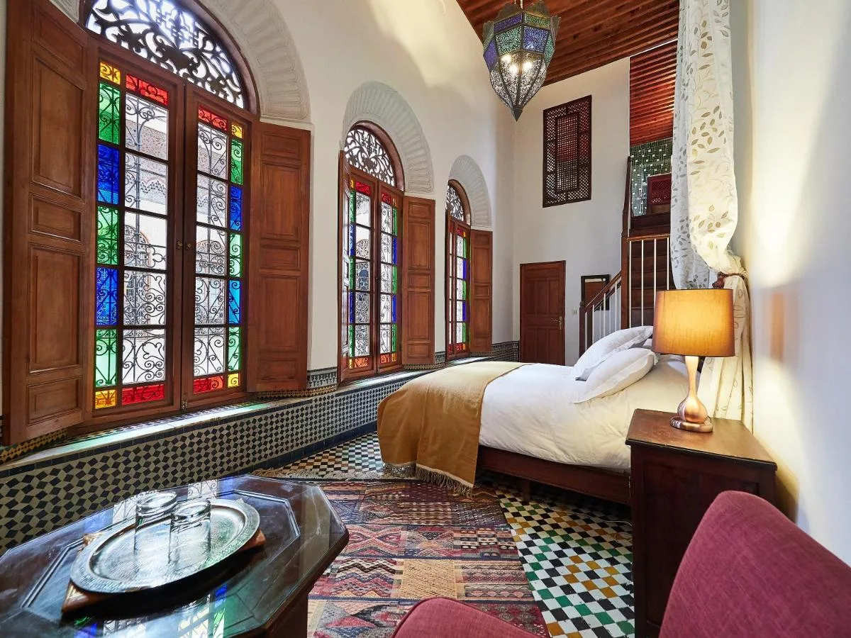 Zimmer — Dar Roumana
