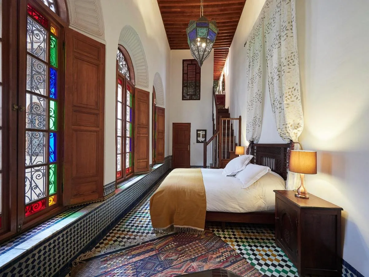 Zimmer — Dar Roumana