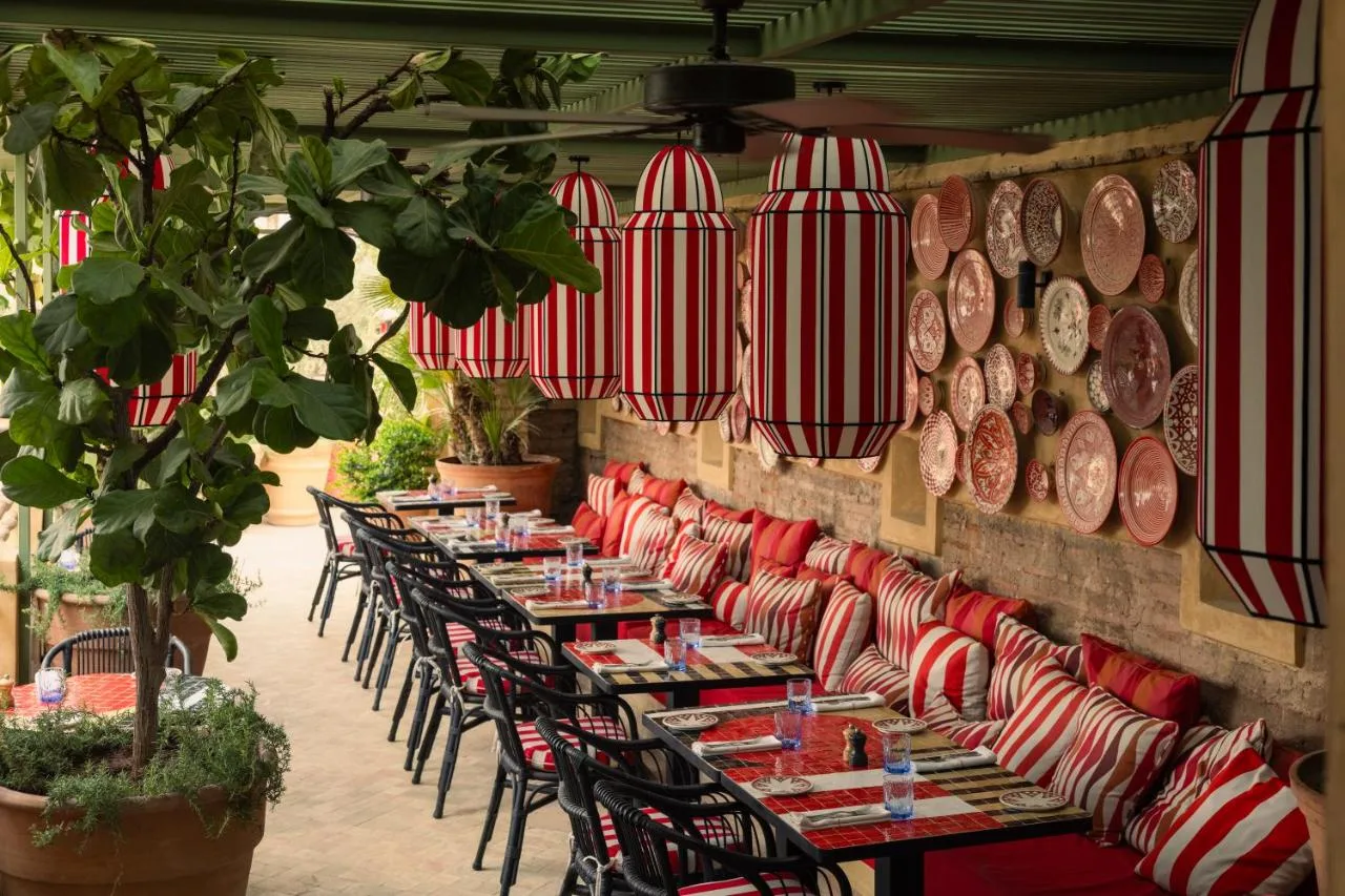 Restaurant terrace — El Fenn