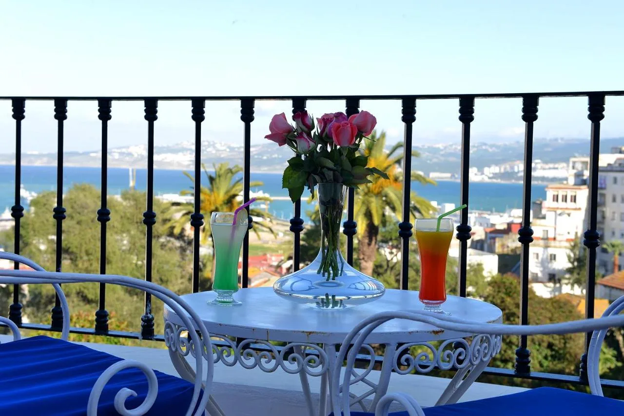 Vista de los jardines desde un balcón — El Minzah