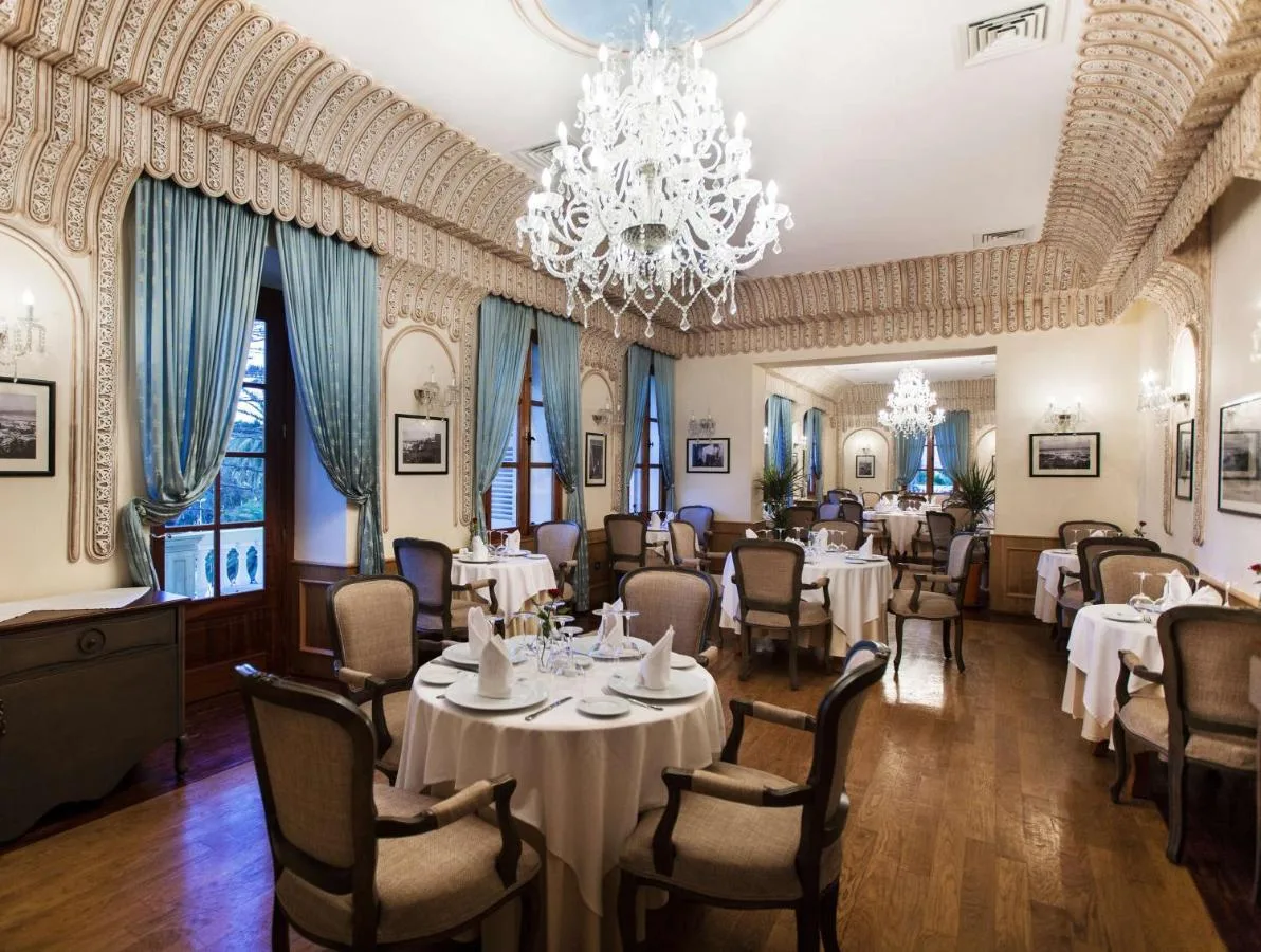 Restaurant — Grand Hotel Villa de France