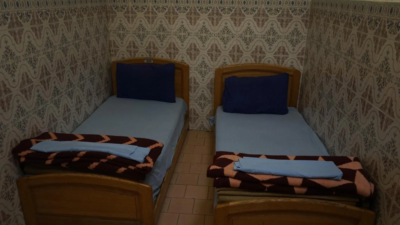 Room with single beds 2 — HI Casablanca