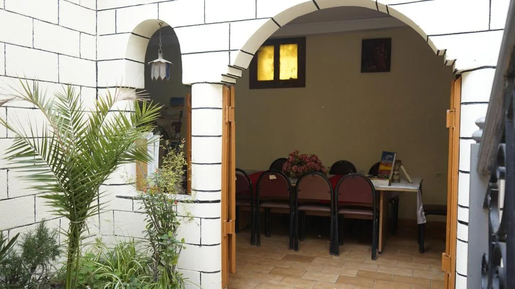 Inner courtyard and dining room — HI Casablanca