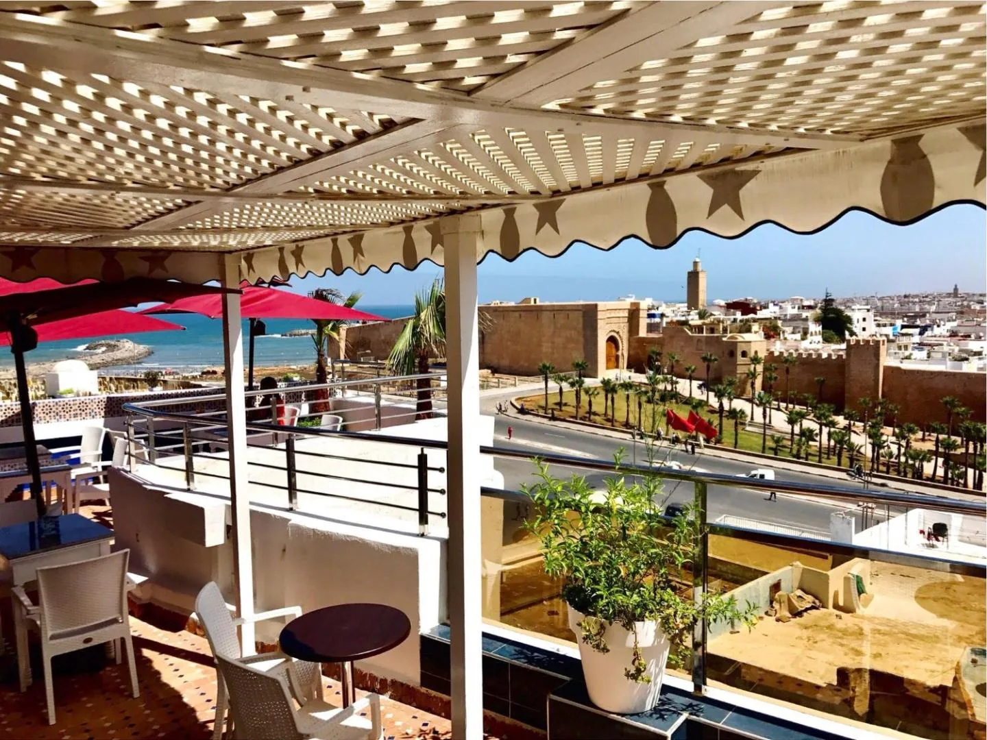 Terrace with sea view — Hôtel des Oudaias