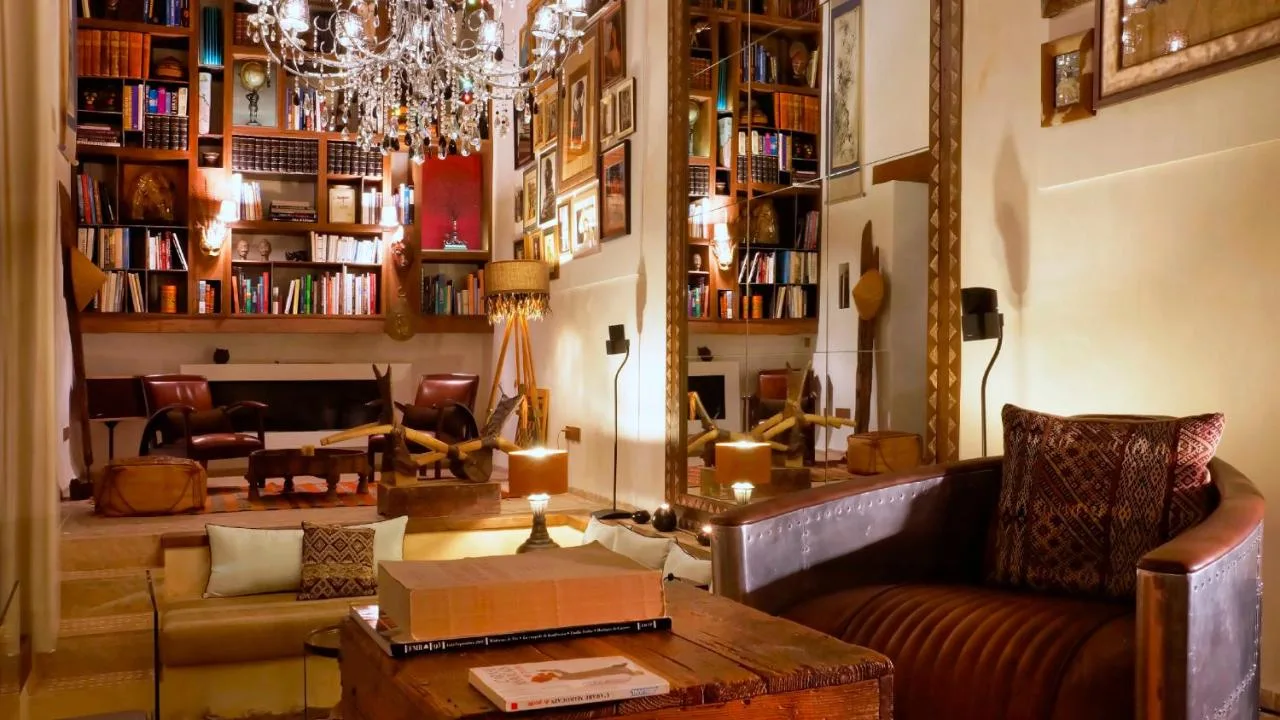 Bibliothek — Karawan Riad