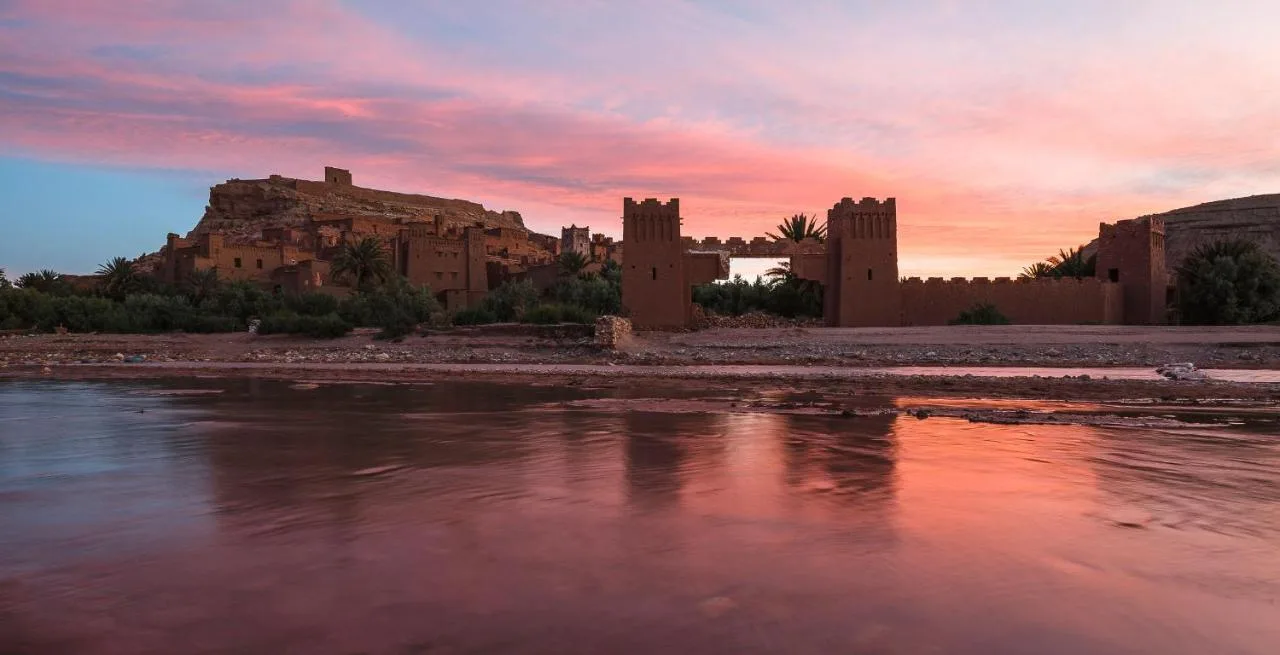 Vista sullo ksar di Aït Ben Haddou — Kasbah Tebi