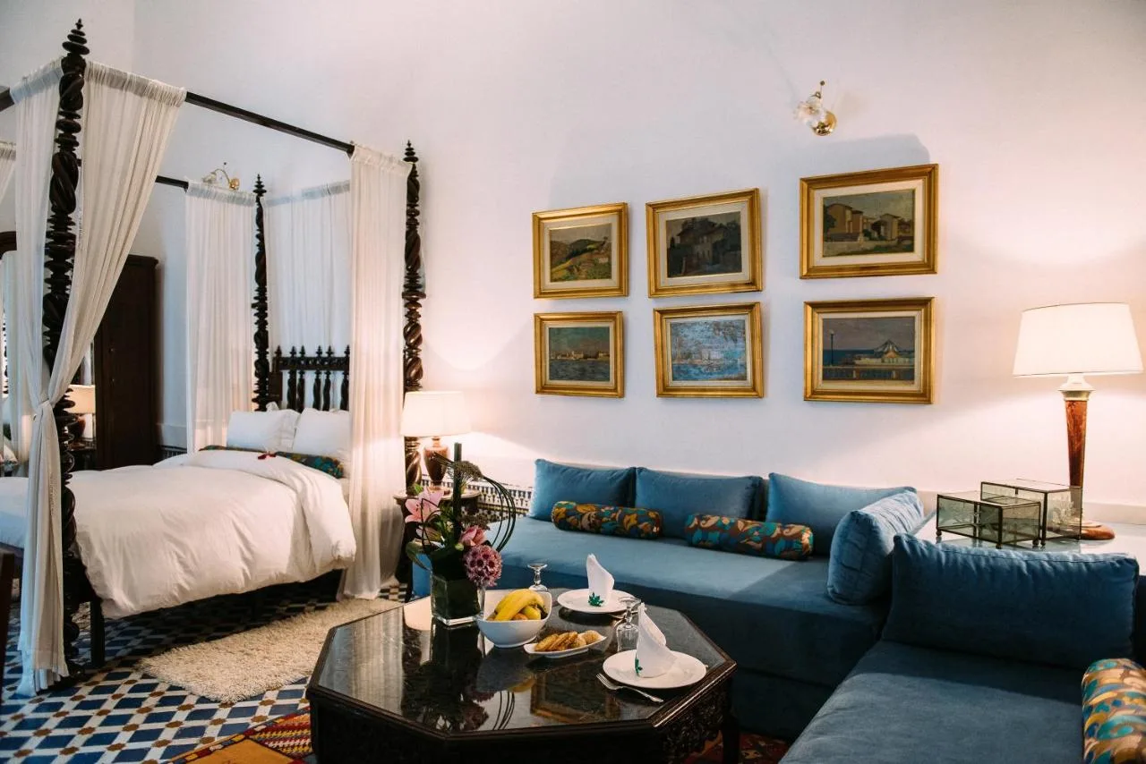 Suite — La Maison Bleue Batha