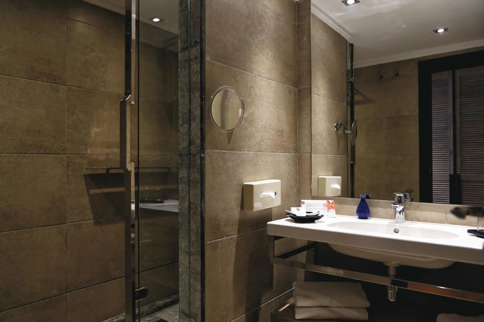 Bathroom — Hotel Riu Tikida Beach