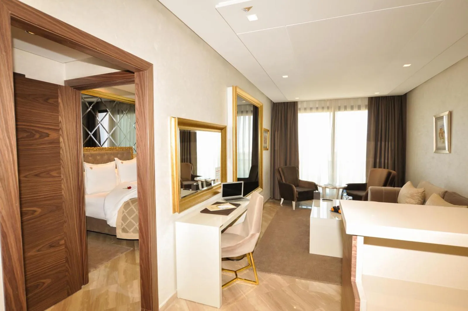 Suite — Suite Hôtel Casa Diamond