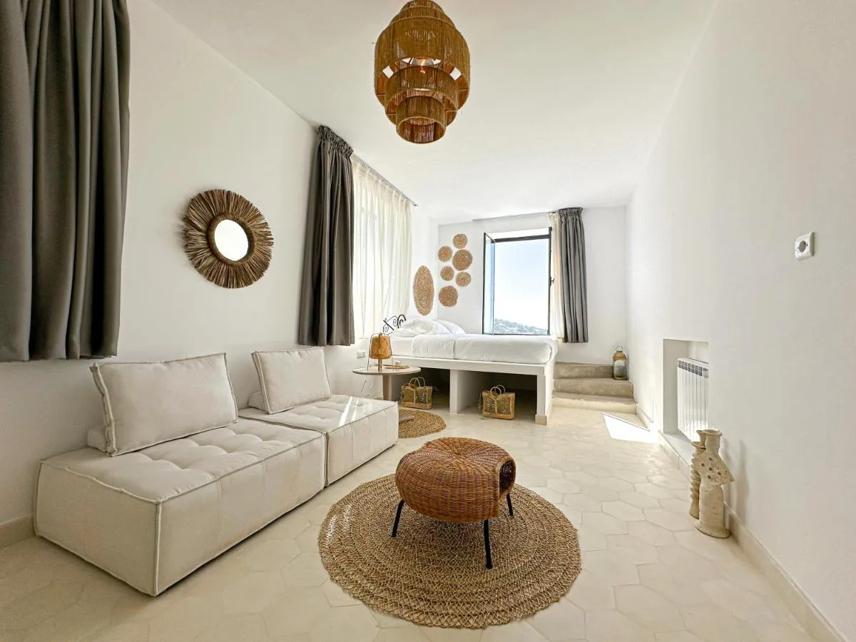 Room — Villa Le Belvedere