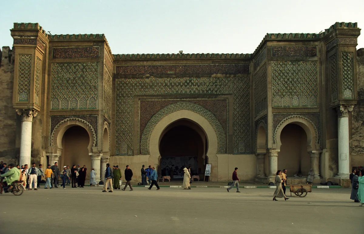 Bab Mansour in Meknes: History and Architecture of the Imperial Gate