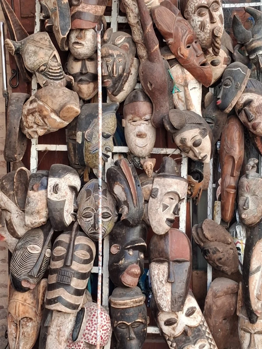 Mask african dans le souk, Marrakech